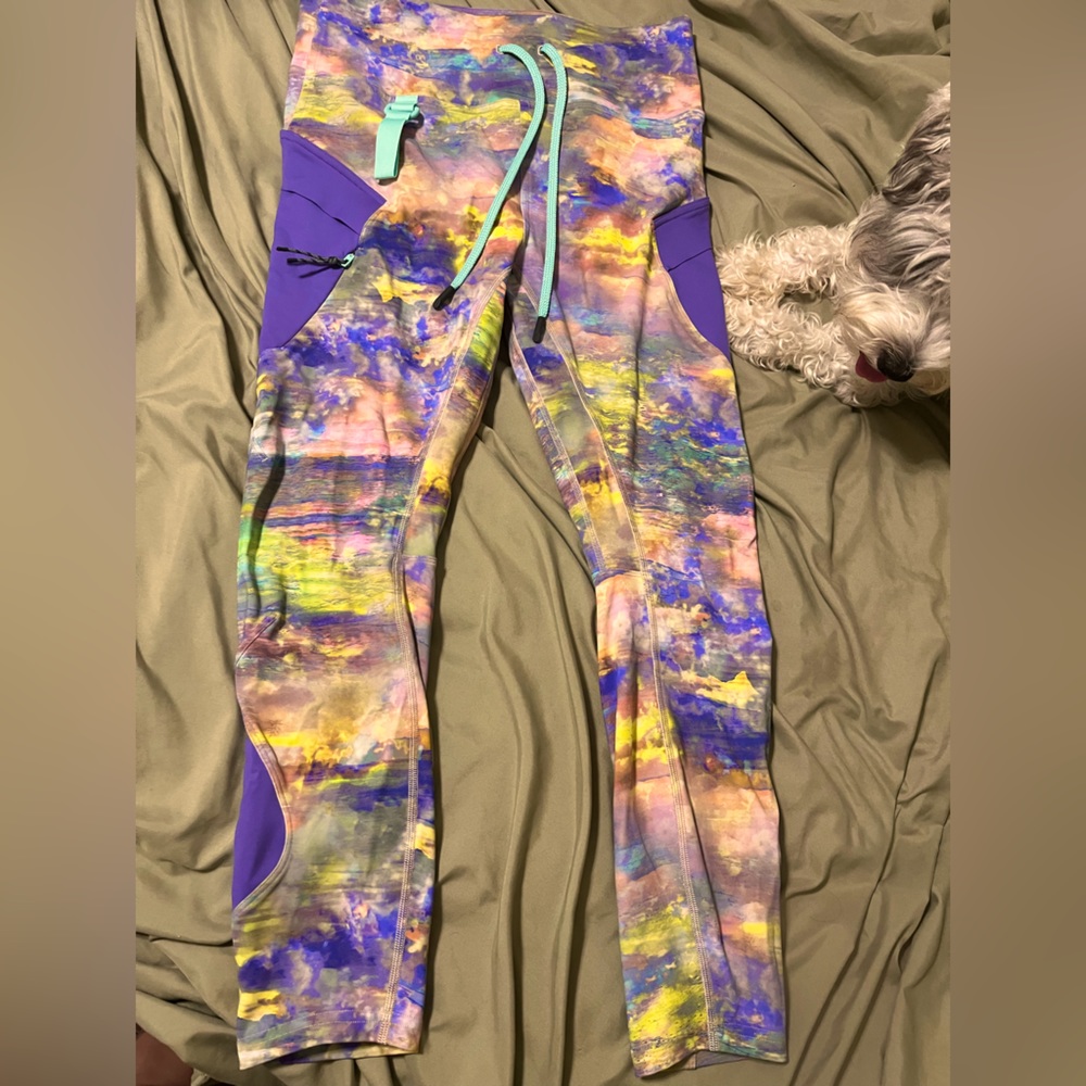 Lululemon cargo leggings